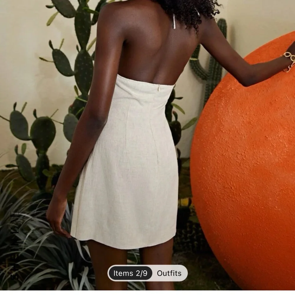 Dress - Picture 2 of 2